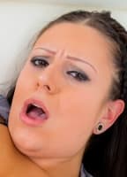 TORI AVANO