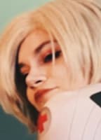 VLRTUAL LADY