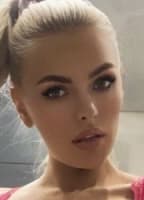 ULA NUDE