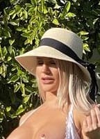 LINNYMAES NUDE