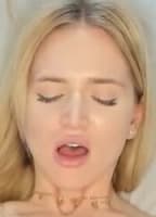 ANGELFACEDEVILMIND
