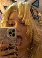 DAIACOSER NUDE