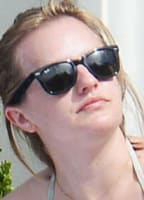 ELISABETH MOSS NUDE