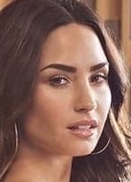 DEMI LOVATO - FAKES NUDE