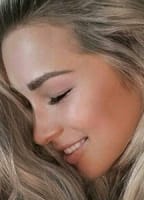 BLONDEMODEL
