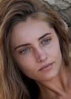 OLIVIA JUNKER NUDE