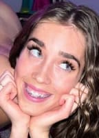 LIVINIA ROBERTS NUDE