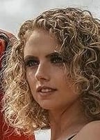 VIVIENS LANDLEBEN NUDE