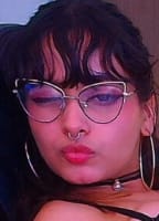 MAKIMASINS  ZOEBLUNTT