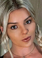 KIM HARTNETT