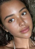 MILEY REYES