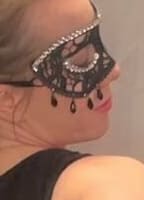 AMATEURHOTWIFE2