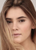 STEFANIE GIESINGER NUDE