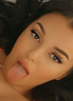 MIAWILLIAMS98 NUDE