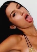 QUEENCARMELLA NUDE