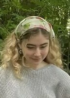 ANNIE FREQUENTPUKER