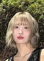 HIRAI MOMO