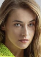 LUCY HOLKOVICOVA HOLMES NUDE