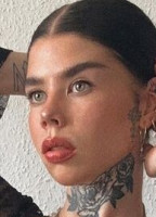 LEONIE JEEN