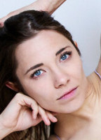CAROLIN VON DER GROEBEN