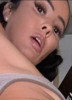 SEXYREDMAGICCITY NUDE