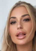 SOPHIETHESLUZZA