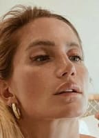 ELLEY DAVIES NUDE
