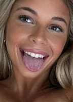 WILLOW CLARK NUDE