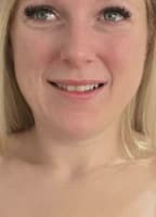 BLONDIEHOTTIE99