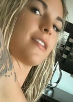 KARINAKISS NUDE