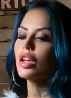 TATI ZAQUI NUDE