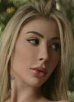 LARISSA WAMBIER PATREON