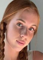 HOLLYMOLLYXO