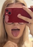 MAJAHOLF NUDE