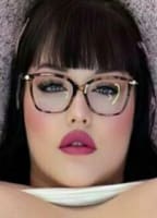 LUCYLOE