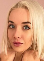 BLONDE.LADY
