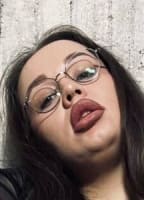 YOURSQUEEN