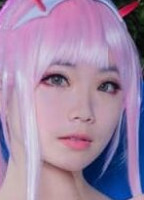 COSPLAY FEET