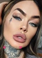 LILLYSPLAYHOUSE69