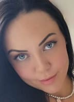 THATMUMNEXTDOOR