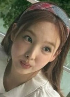 NAYEON