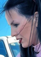 MISS BLACK VAN CHERRY