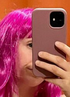 VIOLETVANDYKE