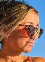 BROOKLYN AND BAILEY NUDE