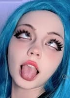 STRAWBEARIEMILKK NUDE