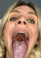 FOXYLILMARIE
