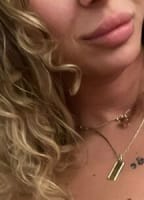 PIERCEDVIXXXEN