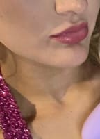 GLITTERYGELPENGIRL