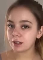 WER IST DIESE FRAU
