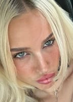 AMIRAXSOMMERS NUDE